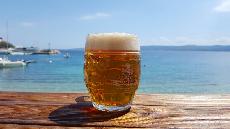 Svijany dovezou rekreantm v Chorvatsku pivo a na msto jejich pobytu
