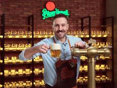 V�t�zem sout�e Pilsner Urquell Master Bartender se stal Filip Gibi�