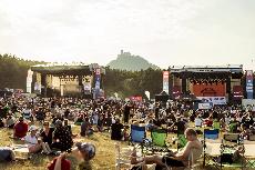 Festival Hrady CZ oznamuje kompletn� line-up sv�ch osmi zast�vek po cel� republice, slibuje hv�zdn� l�to